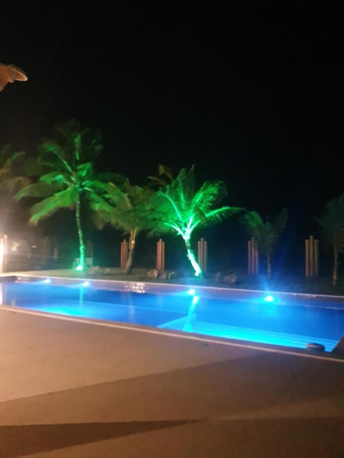 Praia De Itacimirim, Pe Na Areia Zewnętrze zdjęcie